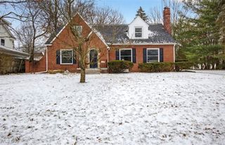 627 Greenwood Avenue, Akron, OH 44320