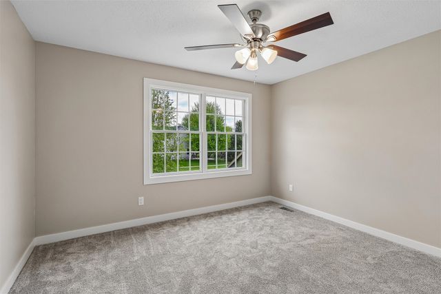 7802 Boulder Drive, West Des Moines, IA 50266