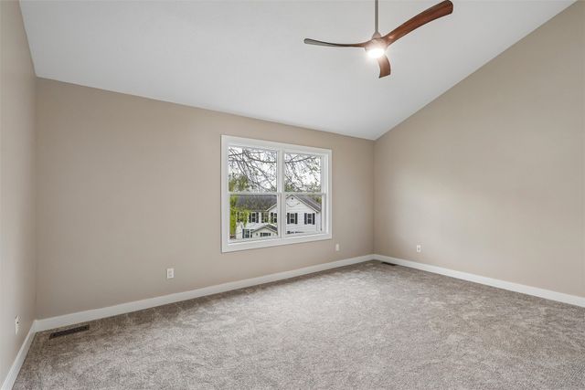 7802 Boulder Drive, West Des Moines, IA 50266