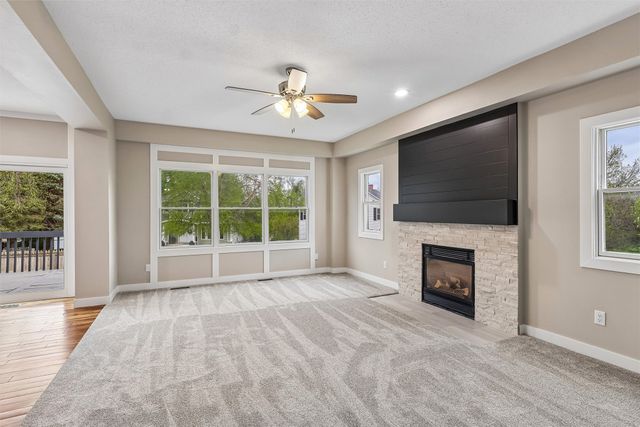 7802 Boulder Drive, West Des Moines, IA 50266
