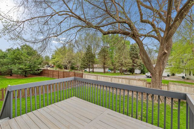 7802 Boulder Drive, West Des Moines, IA 50266
