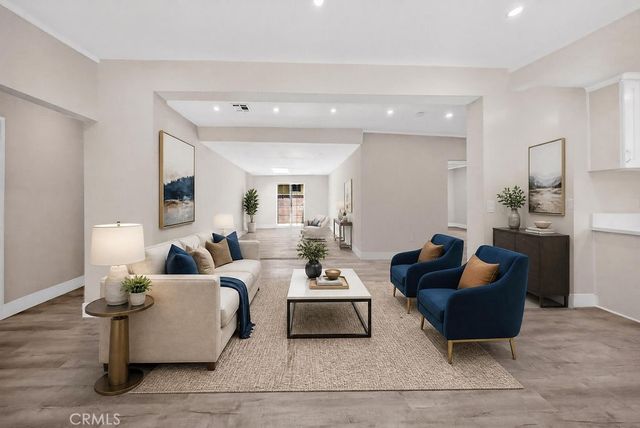10227 Mcvine, Sunland, CA 91040