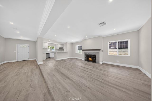 10227 Mcvine, Sunland, CA 91040