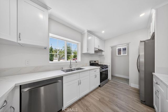 10227 Mcvine, Sunland, CA 91040