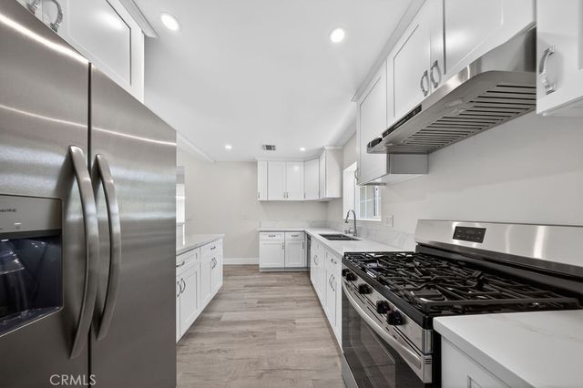 10227 Mcvine, Sunland, CA 91040