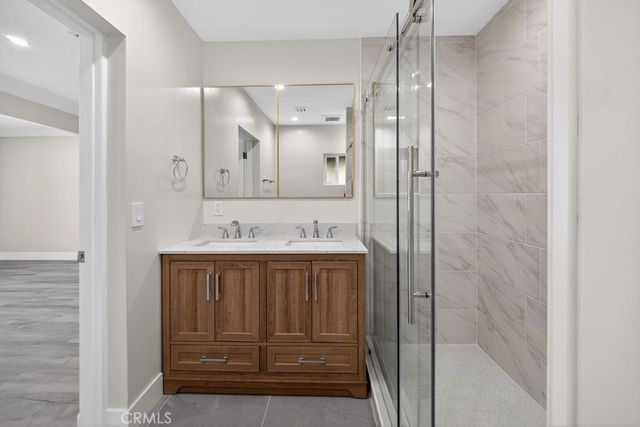 10227 Mcvine, Sunland, CA 91040
