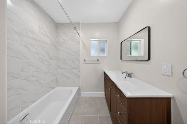 10227 Mcvine, Sunland, CA 91040