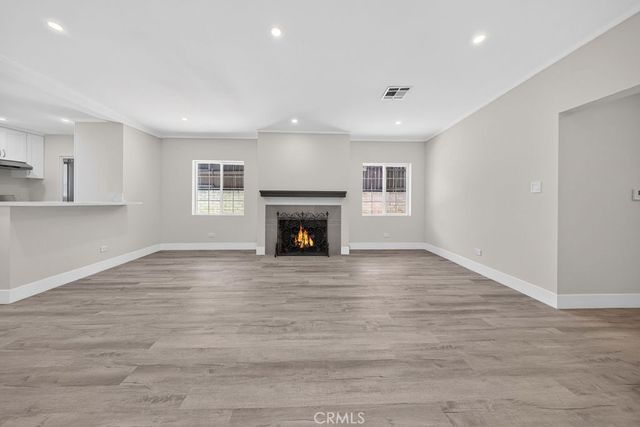 10227 Mcvine, Sunland, CA 91040
