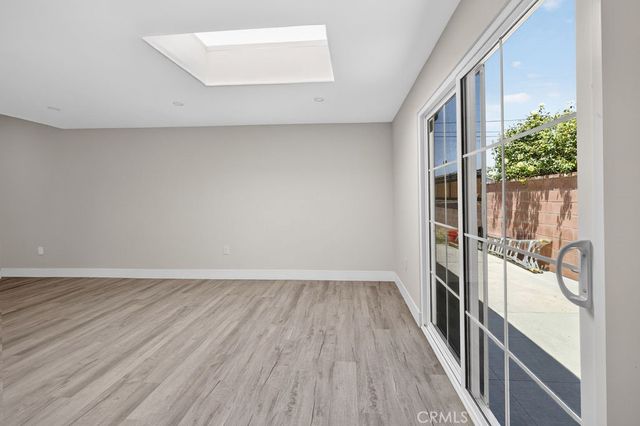 10227 Mcvine, Sunland, CA 91040