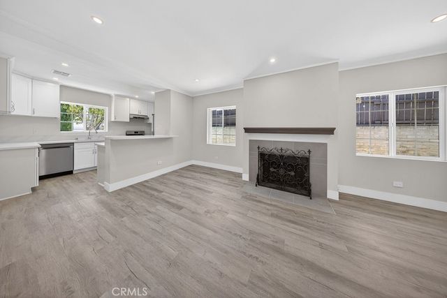 10227 Mcvine, Sunland, CA 91040
