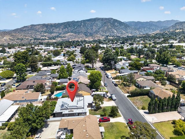 10227 Mcvine, Sunland, CA 91040