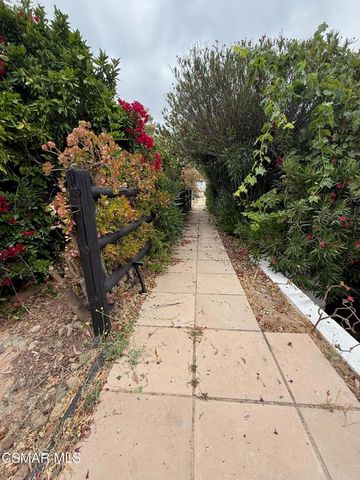 1616 Lookout Drive, Agoura Hills, CA 91301