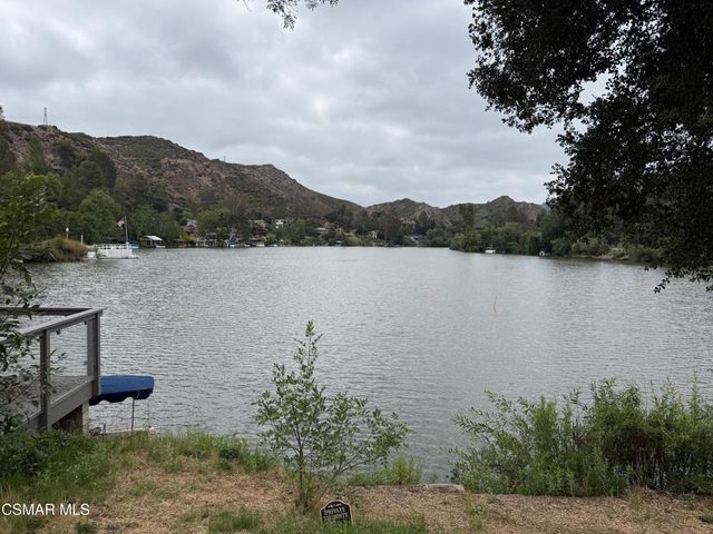 1616 Lookout Drive, Agoura Hills, CA 91301
