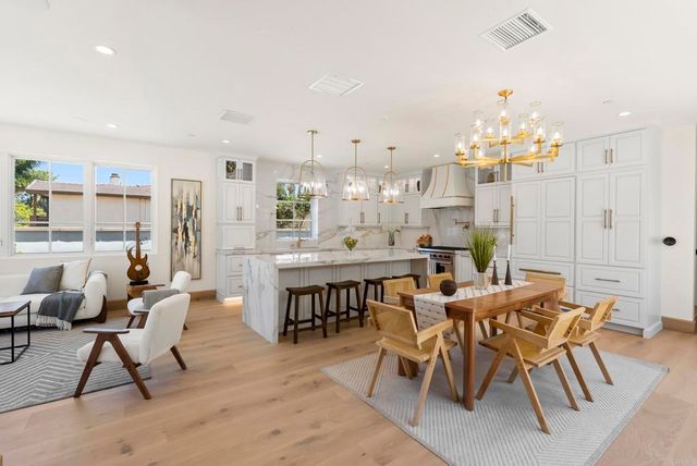 6113 El Tordo, Rancho Santa Fe, CA 92067