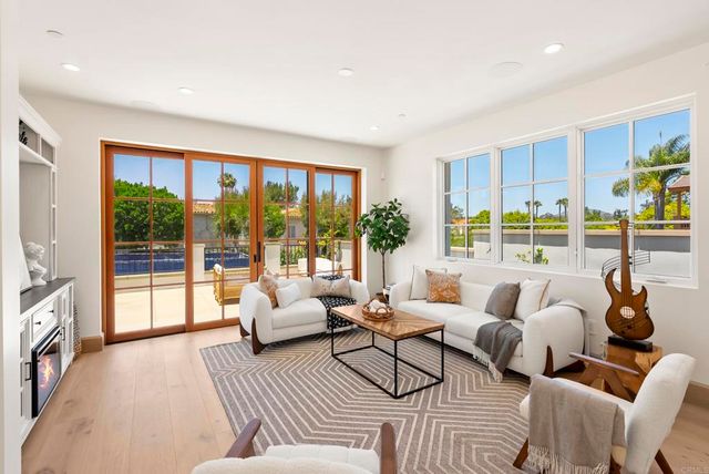 6113 El Tordo, Rancho Santa Fe, CA 92067