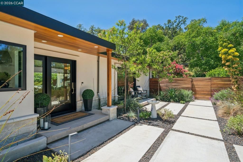 Image 2 of property listing at 3646 Happy Valley Rd, Lafayette, CA 94549