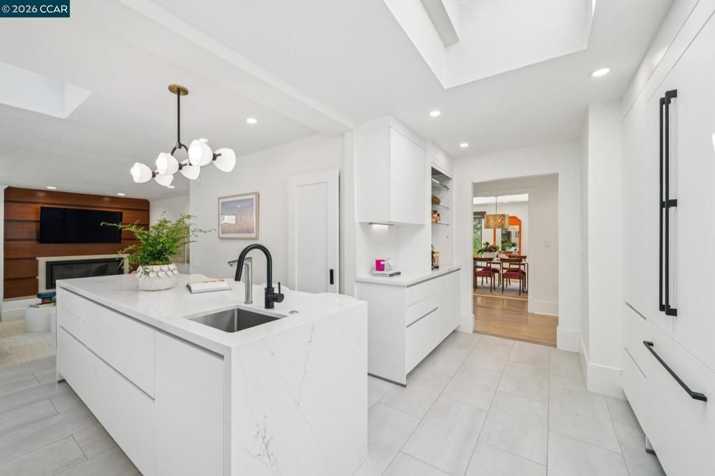 Image 21 of property listing at 3646 Happy Valley Rd, Lafayette, CA 94549