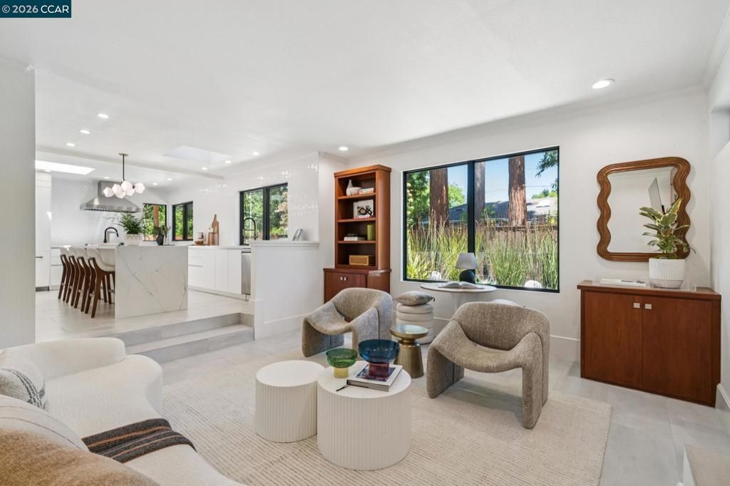 Image 28 of property listing at 3646 Happy Valley Rd, Lafayette, CA 94549