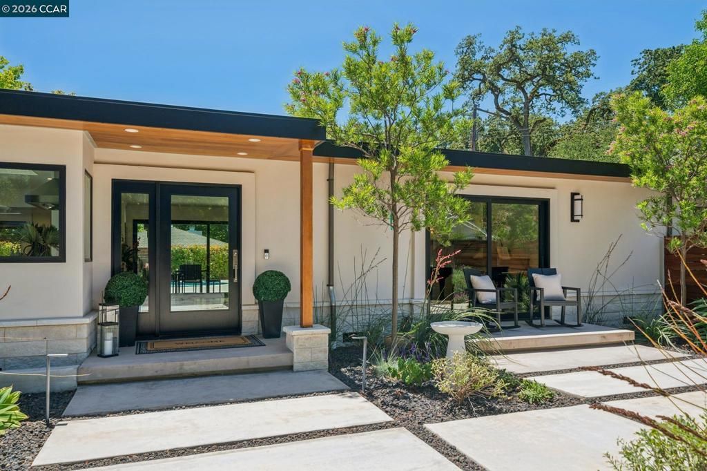 Image 3 of property listing at 3646 Happy Valley Rd, Lafayette, CA 94549