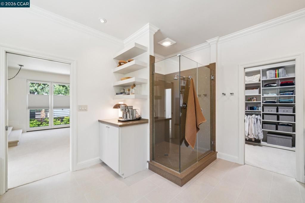 Image 37 of property listing at 3646 Happy Valley Rd, Lafayette, CA 94549