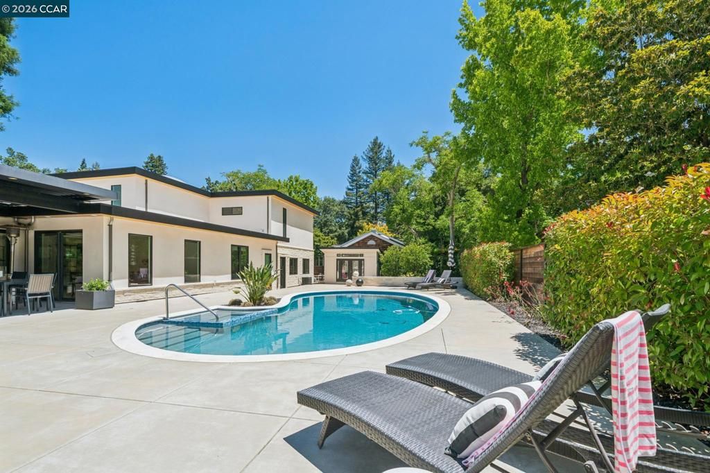 Image 57 of property listing at 3646 Happy Valley Rd, Lafayette, CA 94549