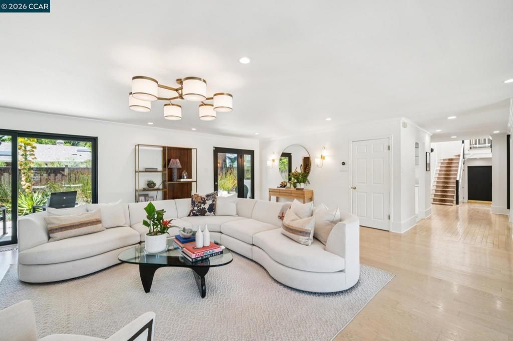 Image 8 of property listing at 3646 Happy Valley Rd, Lafayette, CA 94549