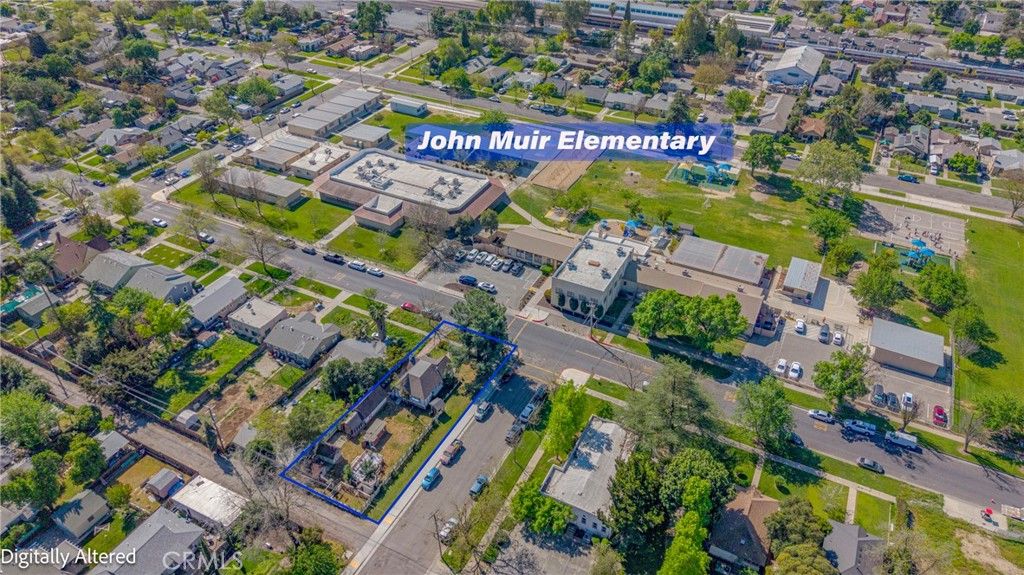 Image 17 of property listing at 261 W 26th, Merced, CA 95340