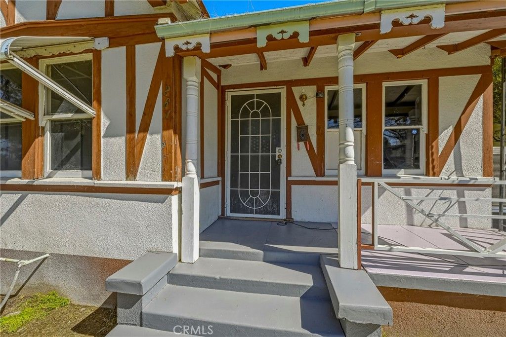 Image 19 of property listing at 261 W 26th, Merced, CA 95340