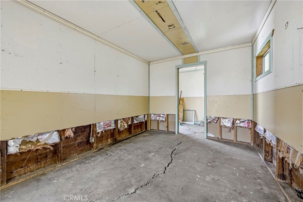 Image 36 of property listing at 261 W 26th, Merced, CA 95340