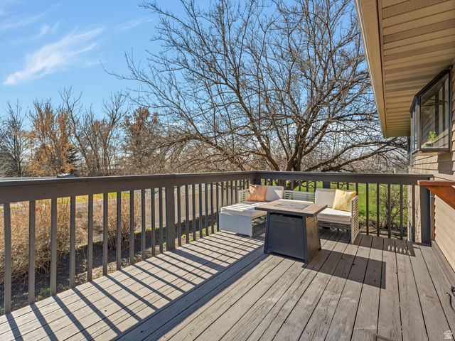 22 E 525 N, Layton, UT 84041