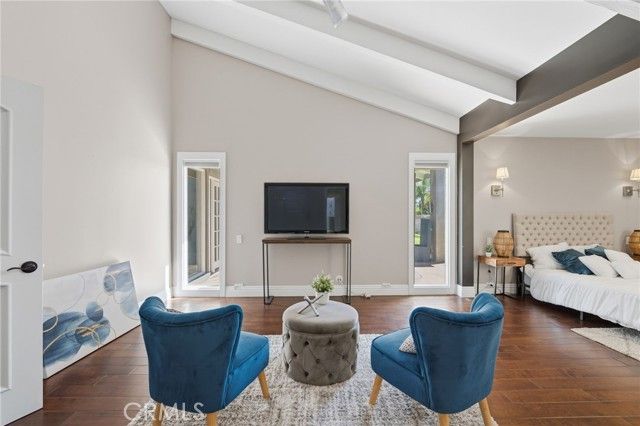 940 N Silent Ranch Drive, Glendora, CA 91741