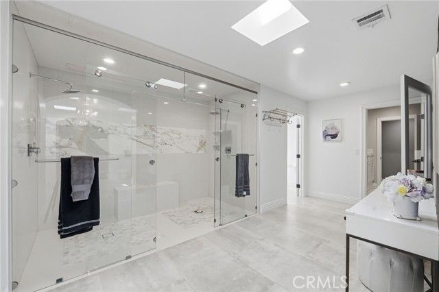 940 N Silent Ranch Drive, Glendora, CA 91741