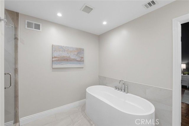 940 N Silent Ranch Drive, Glendora, CA 91741