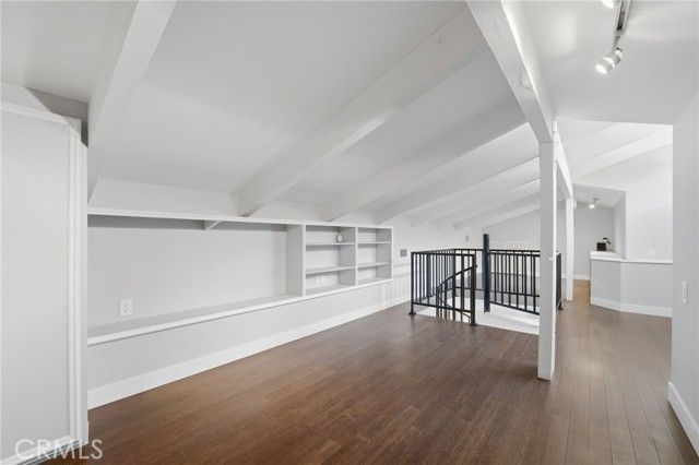 940 N Silent Ranch Drive, Glendora, CA 91741