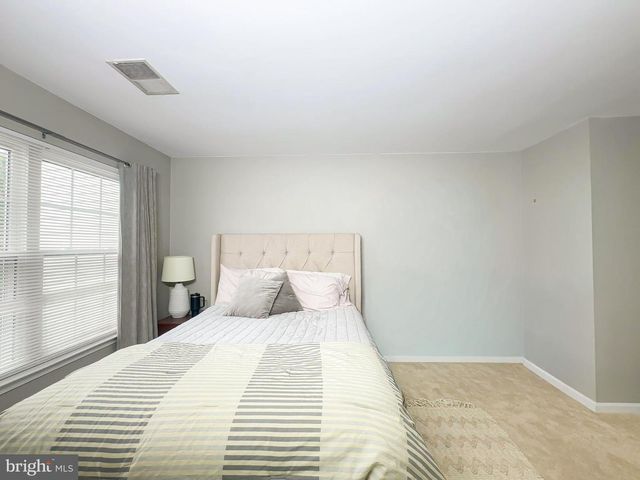 9707 QUIET BROOK LN, Clinton, MD 20735
