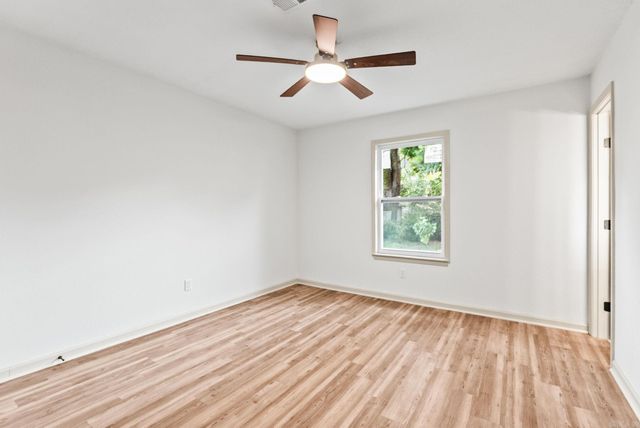 32 Ross Circle, Jacksonville, AR 72076