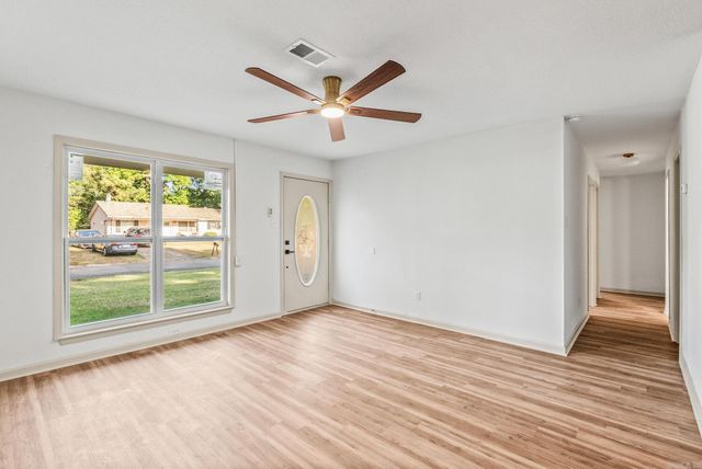 32 Ross Circle, Jacksonville, AR 72076