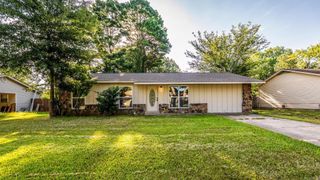 32 Ross Circle, Jacksonville, AR 72076