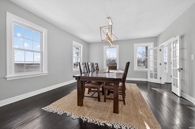 8010 W County Road 400 N, Royal Center, IN 46978