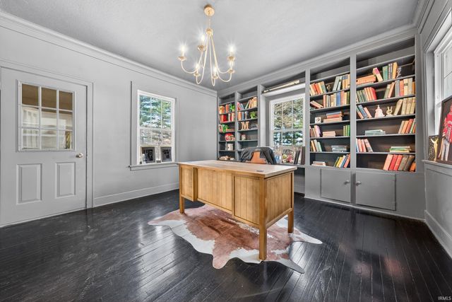 8010 W County Road 400 N, Royal Center, IN 46978