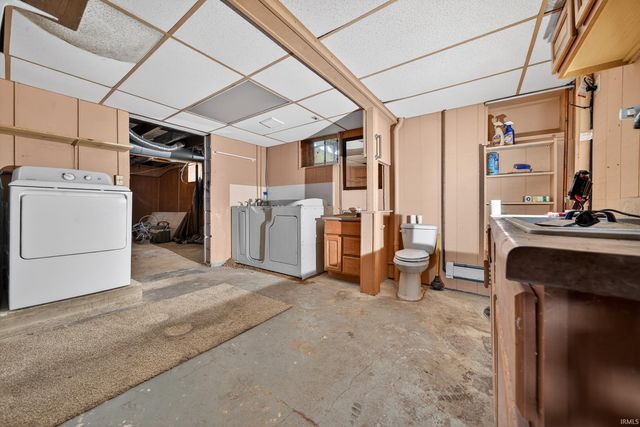 8010 W County Road 400 N, Royal Center, IN 46978