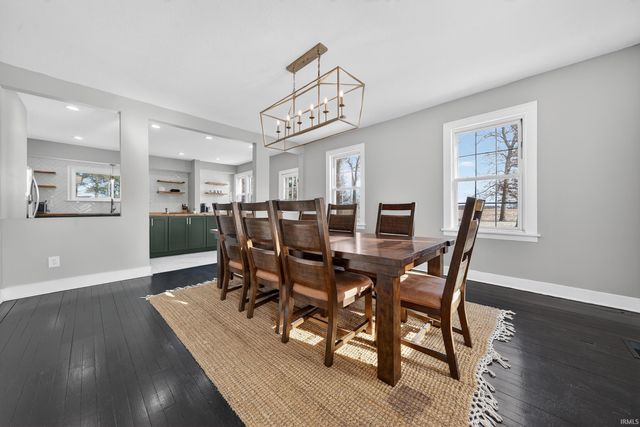 8010 W County Road 400 N, Royal Center, IN 46978