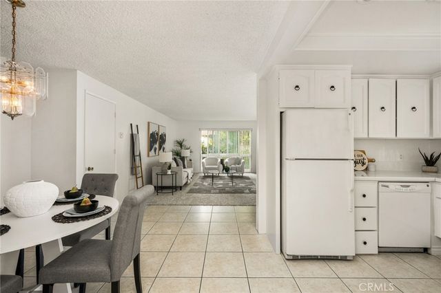 808 Ronda Mendoza C C, Laguna Woods, CA 92637