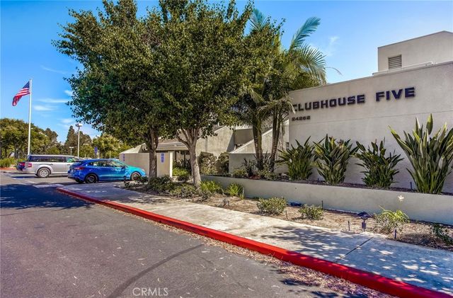 808 Ronda Mendoza C C, Laguna Woods, CA 92637