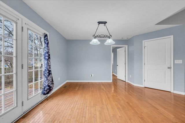 564 Indian Springs Cir, Manchester, TN 37355