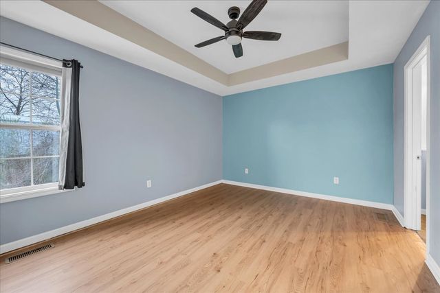 564 Indian Springs Cir, Manchester, TN 37355