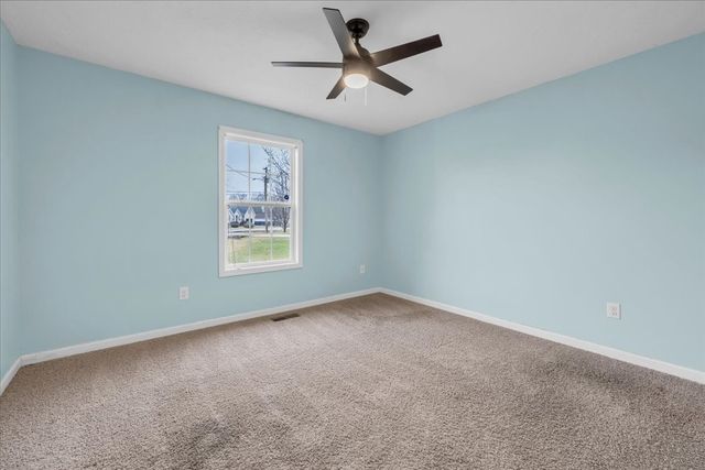 564 Indian Springs Cir, Manchester, TN 37355