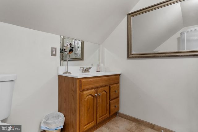 303 E CENTRAL AVENUE, Hammonton, NJ 08037