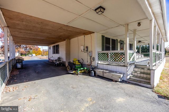 303 E CENTRAL AVENUE, Hammonton, NJ 08037