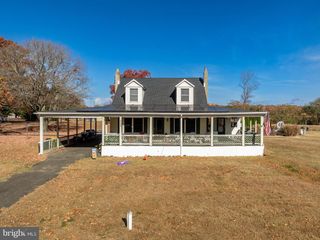 303 E CENTRAL AVENUE, Hammonton, NJ 08037